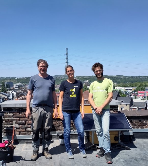 Philippe Guérard, Concepteur et menuisier, Melanie Wolter, Animatrice du projet Interreg UIA et Alban Piron, Cordiste —© Julia Luxen