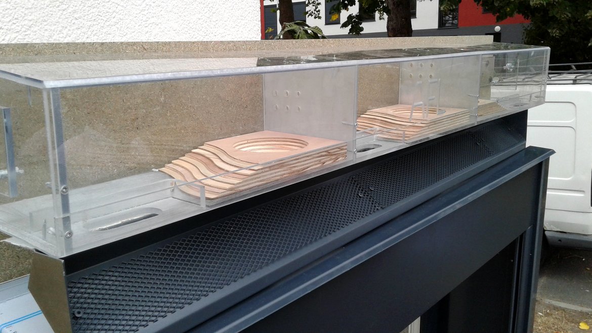 Triple nichoir pour martinet à poser au-dessus des caissons à volet — © AFL Foessel (Fr)